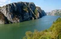 Rajačke pimnice i krstarenje Đerdapom Dunav