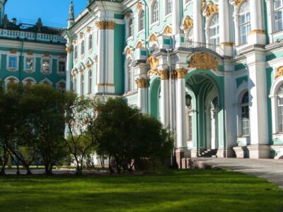 Moskva-i-Sankt-Peterburg-leto-1
