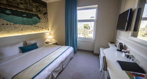 hotel adriatic drac
