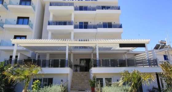 hotel mare ksamil