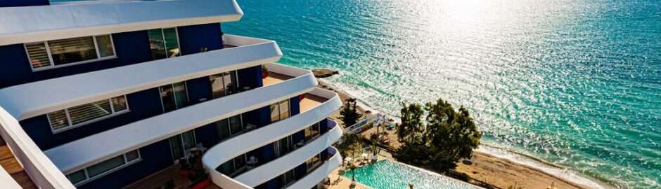 hotel regina blue vlora