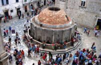 Dubrovnik Nova godina - Velika česma u starom gradu Dubrovnik