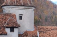 Transilvanija - Drakulin zamak - Bukurešt - kula zamka Bran
