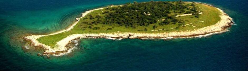 Prekrasna ostrva koja raduju oko na putovanju Istra Dan zaljubljenih