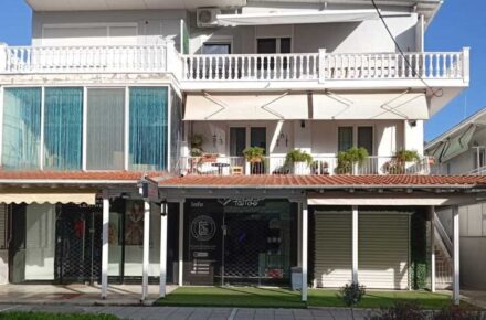 vila-Giorgos-Paralia-spolja